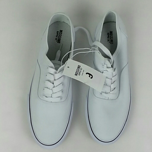 Mossimo Supply Co. Shoes - NWT Mossimo Layla White Canvas Sneakers